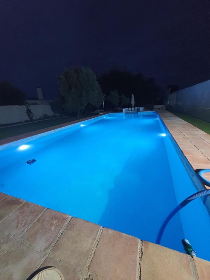 Villaluna Marchena Bagian luar foto